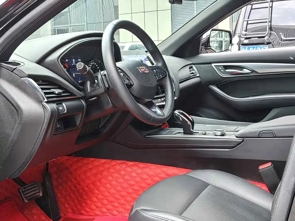 Cadillac CT5 28 T Luxury