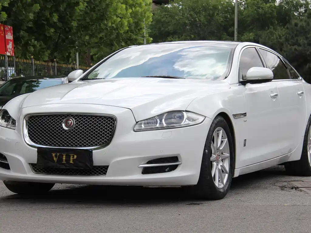 Jaguar XJ XJL 3.0 SC Graceful Business 80 Anniversary Collector