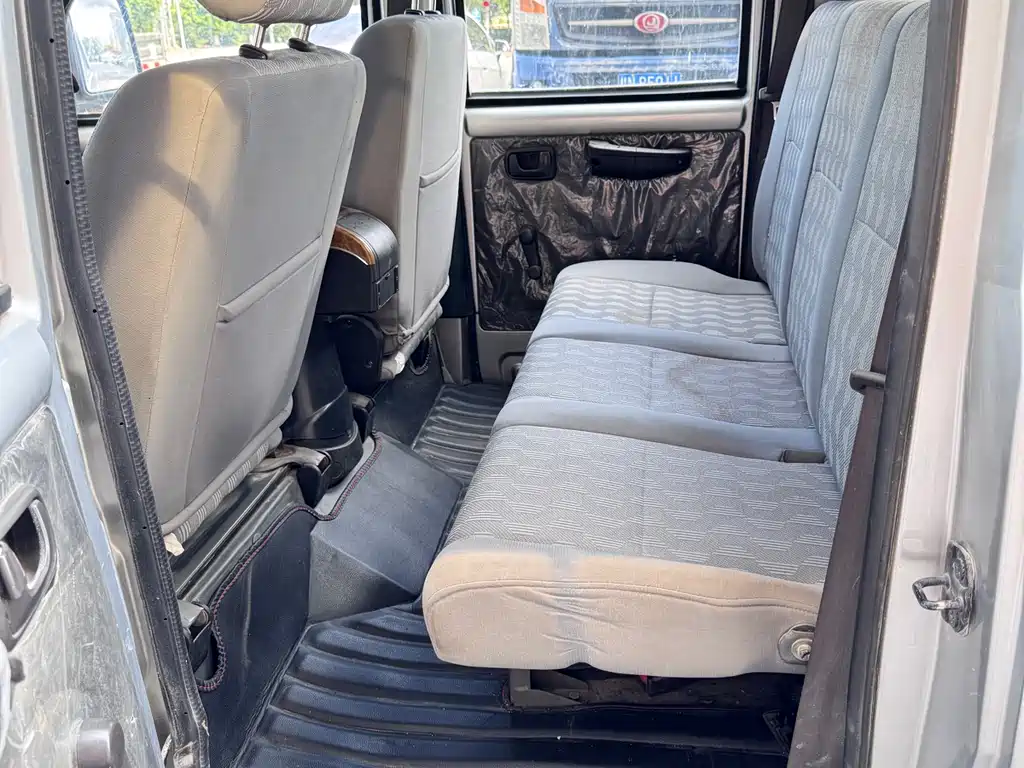 Wuling Rongguang Mini Truck 1.5 L Double Cab Basic L3 C