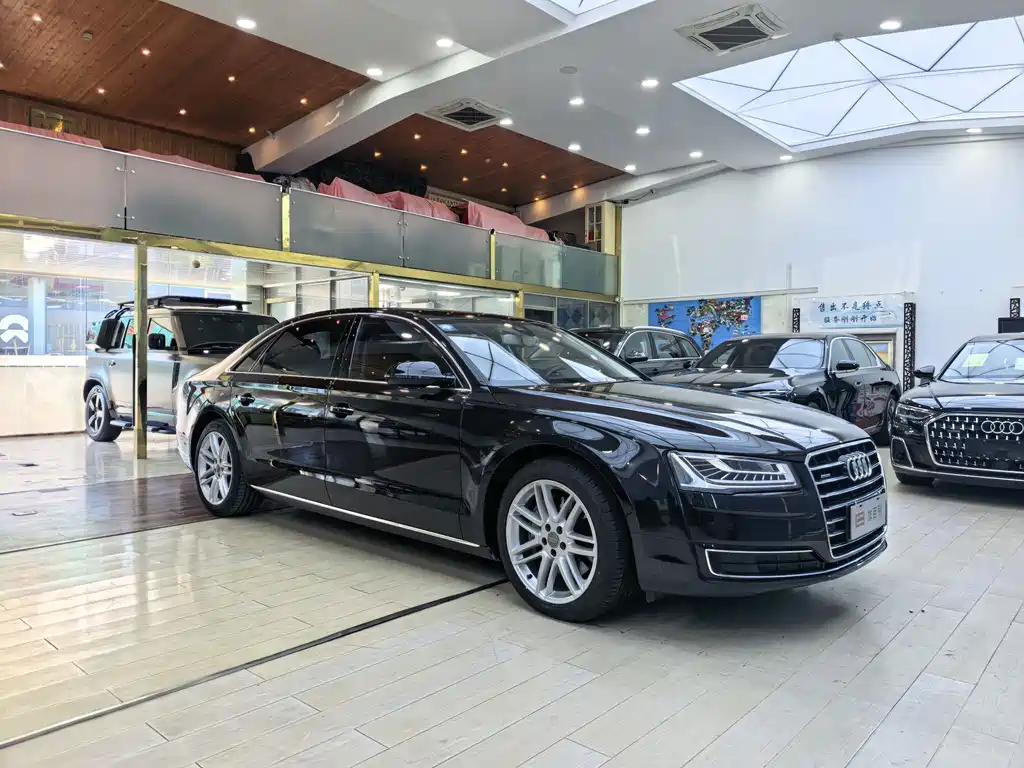 Audi A8 A8 L 45 TFSI quattro Comfort
