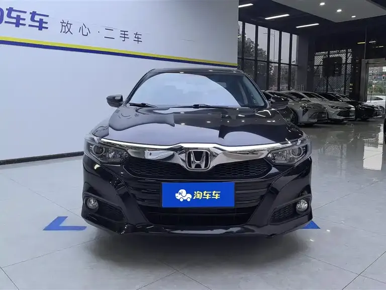 Honda Crider 180 Turbo CVT Luxury CN-VI