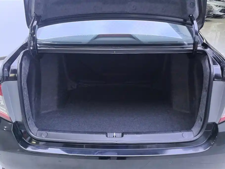 Crider 180 Turbo CVT Luxury CN-VI