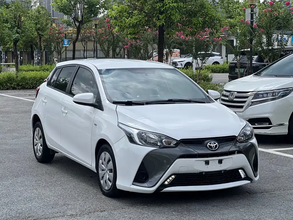 YARiS L Zhixuan Facelift 1.5 E CVT Charm Motion