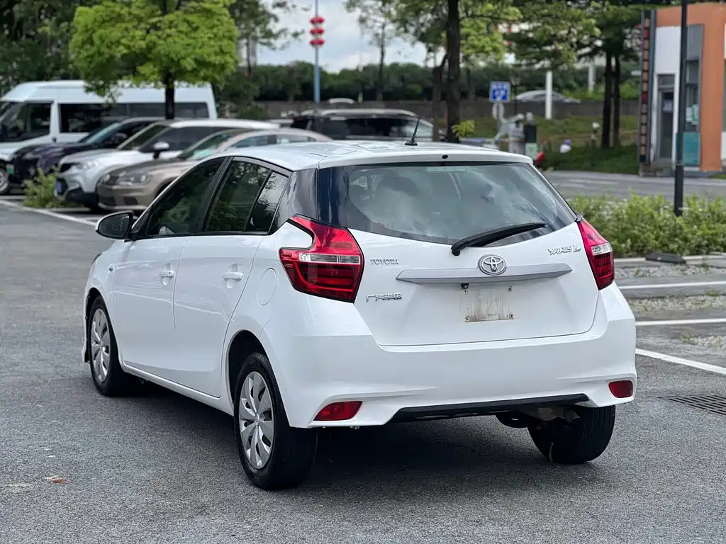 YARiS L Zhixuan Facelift 1.5 E CVT Charm Motion