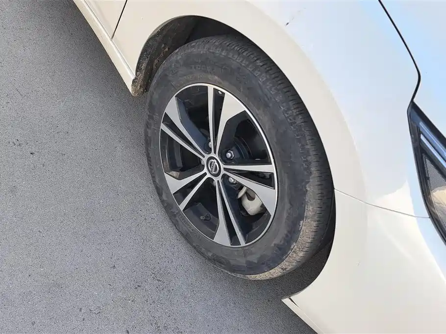 Sylphy 1.6 L XL CVT Smart Enjoyment