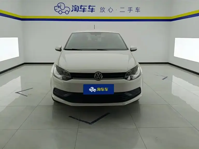 Volkswagen Polo 1.4 L Manual Style