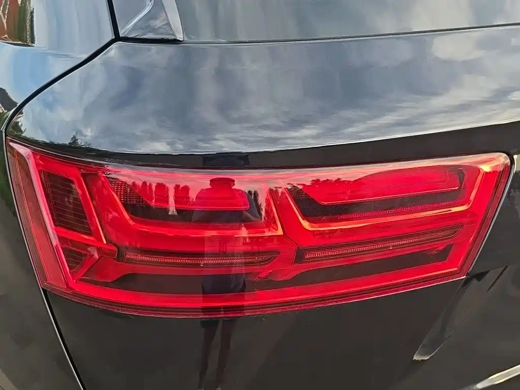 Audi Q7 45 TFSI S line Sport