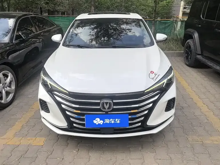Changan Eado PLUS 1.6 L GDI Manual Elite