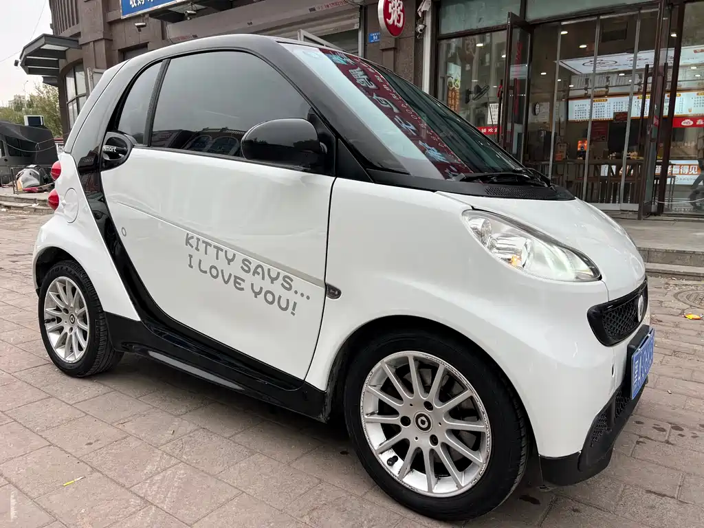 smart fortwo smart fortwo 2014款 1.0 T 硬顶城市光波激情版