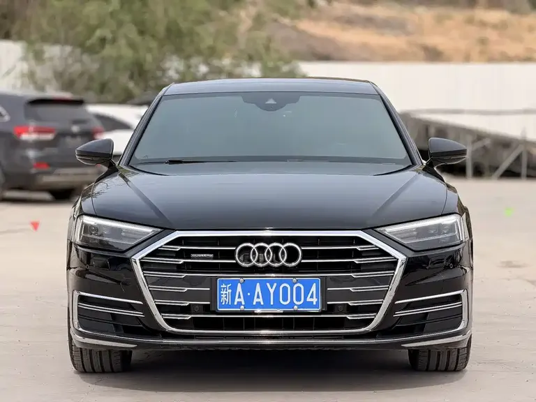 Audi A8 A8 L 50 TFSI quattro Comfort