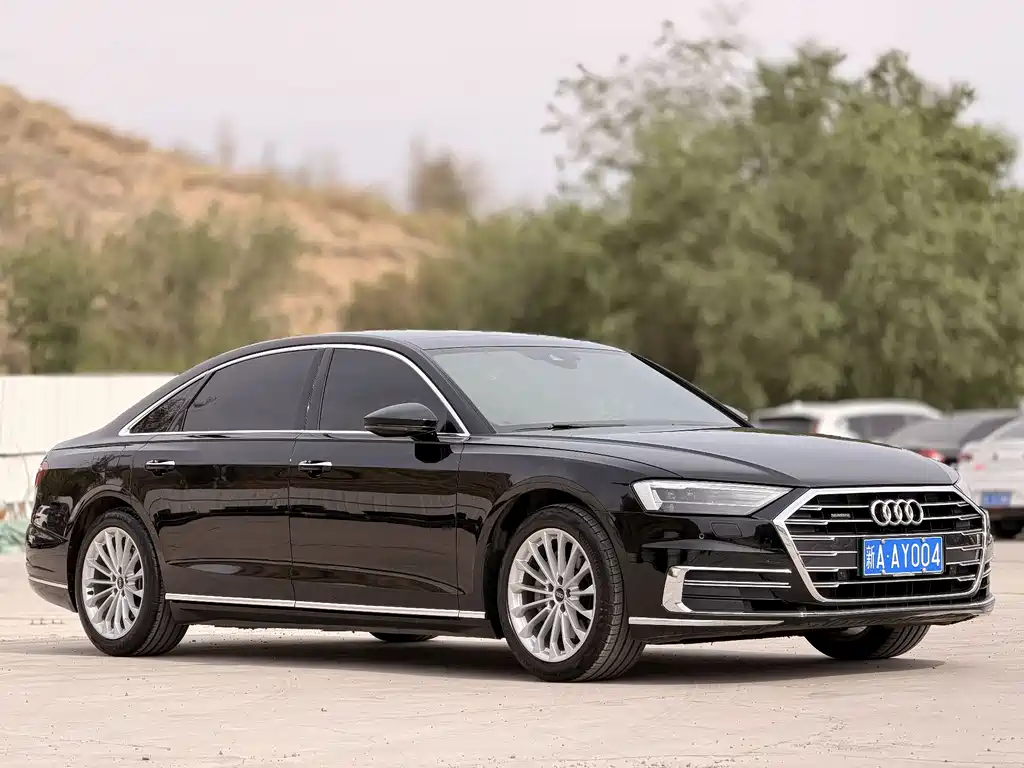 Audi A8 A8 L 50 TFSI quattro Comfort
