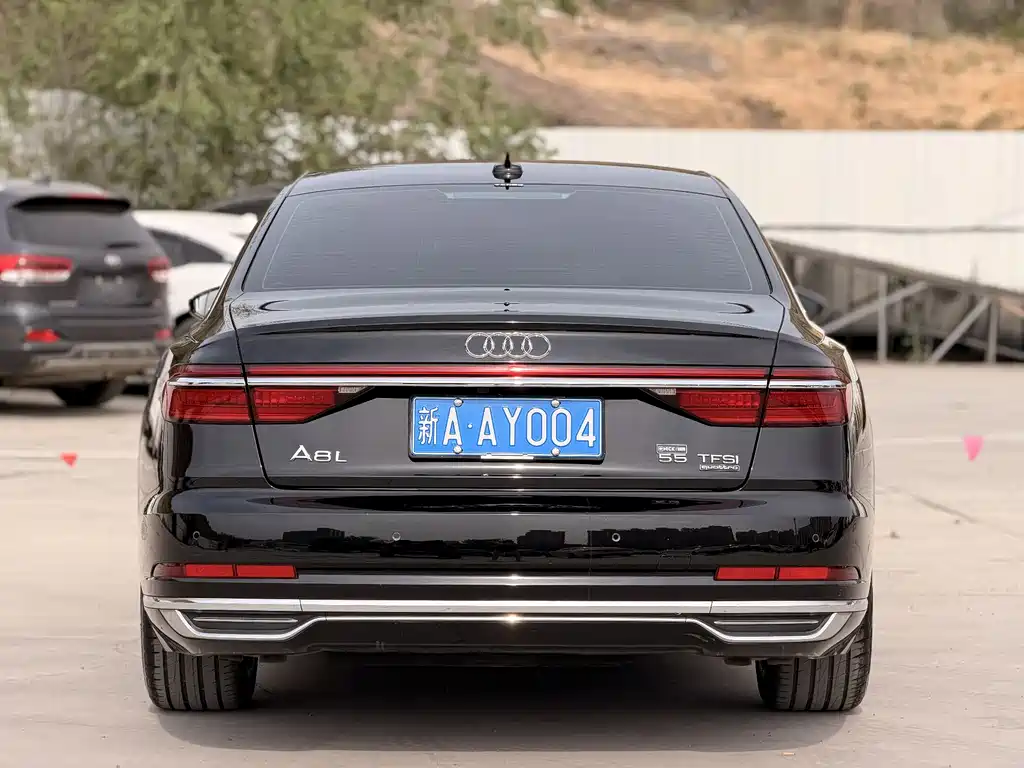 Audi A8 A8 L 50 TFSI quattro Comfort
