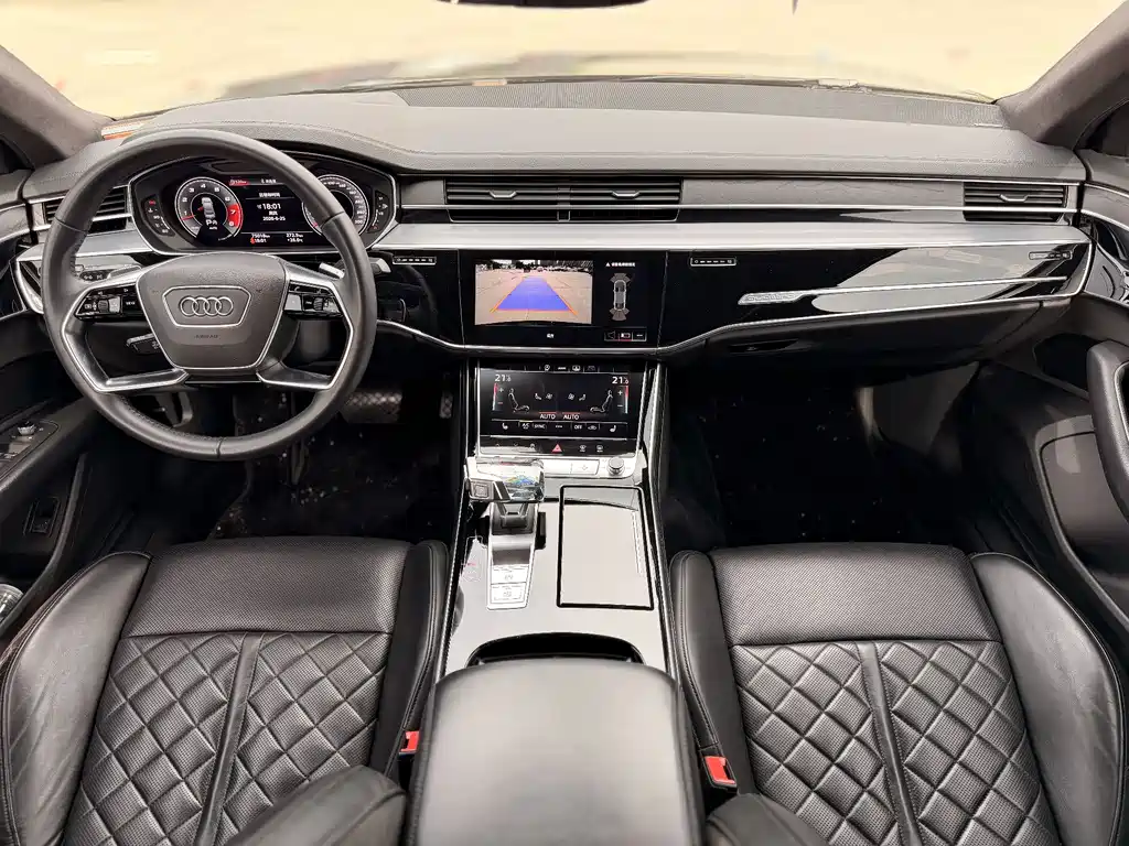 Audi A8 A8 L 50 TFSI quattro Comfort