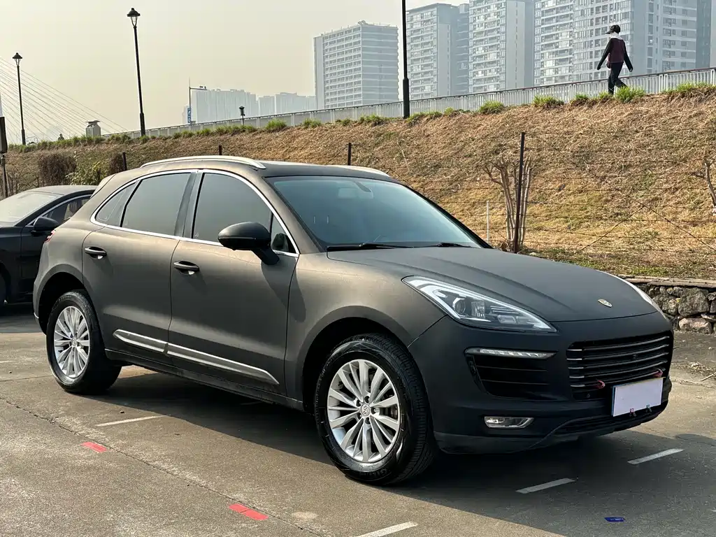 Zotye SR9 2.0 T Auto Ultimate Peak