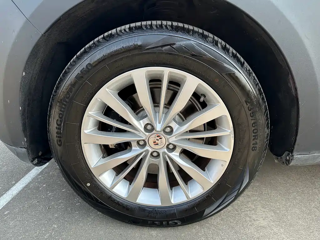 Zotye SR9 2.0 T Auto Ultimate Peak
