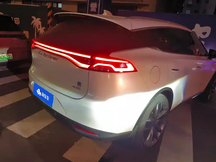 Tang NEV DM 2.0 T Full-time 4 WD Connected Creative Enjoyment 7-seat CN-V