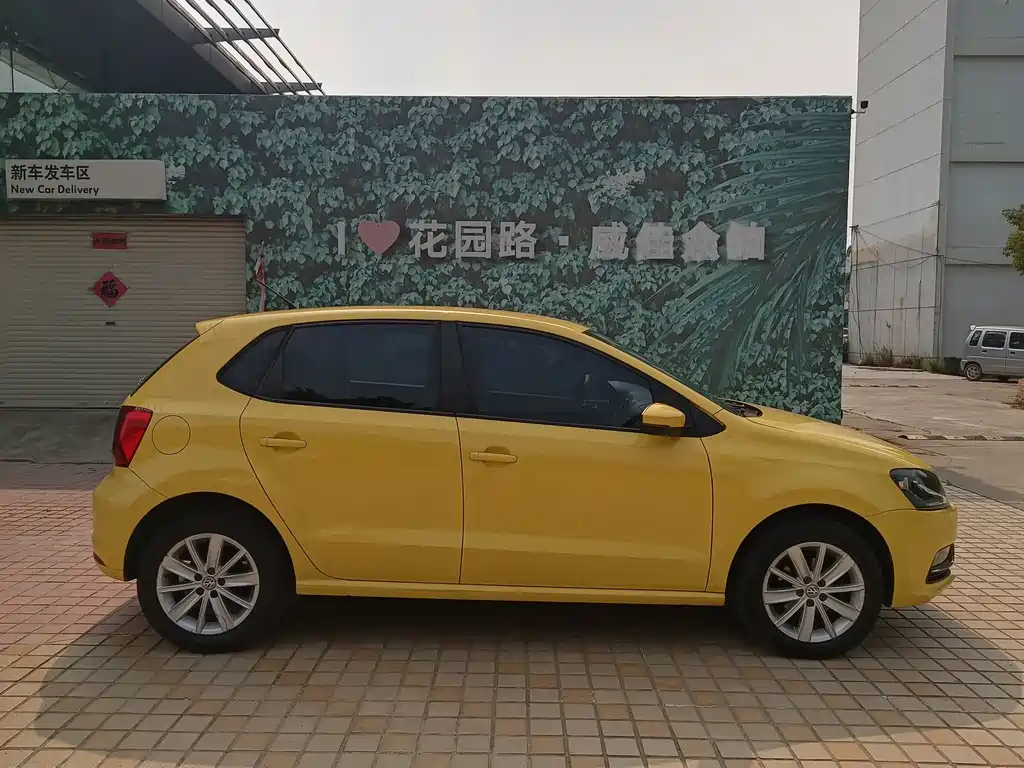 Polo 1.4 L Auto Comfort