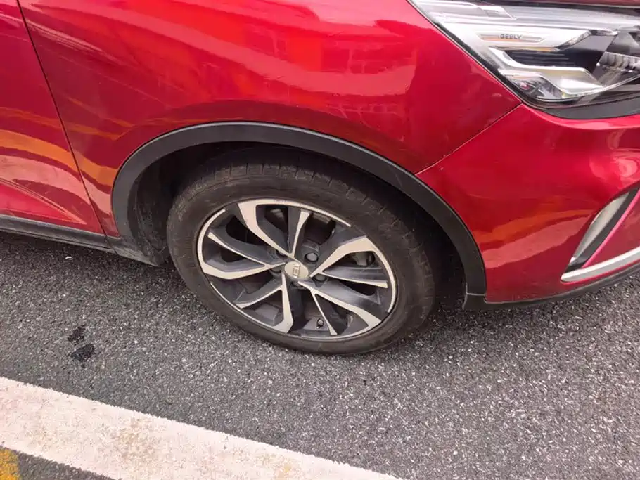 Emgrand GS 1.4 T CVT Elegant