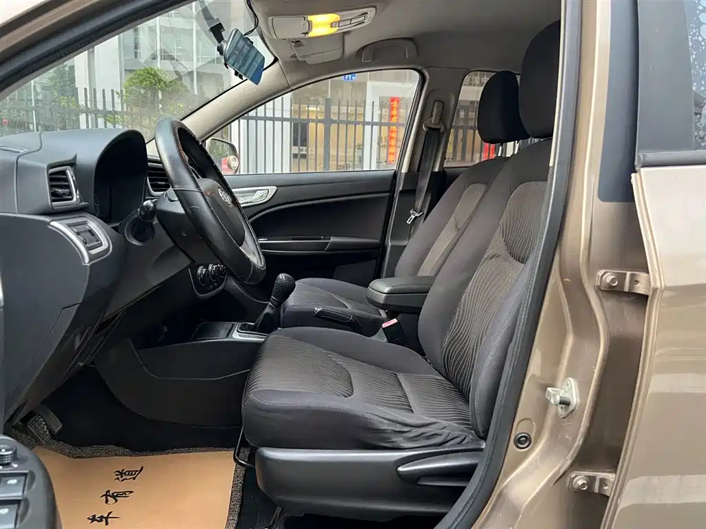 Junpai D60 骏派D60 2015款 1.5 L 手动舒适型