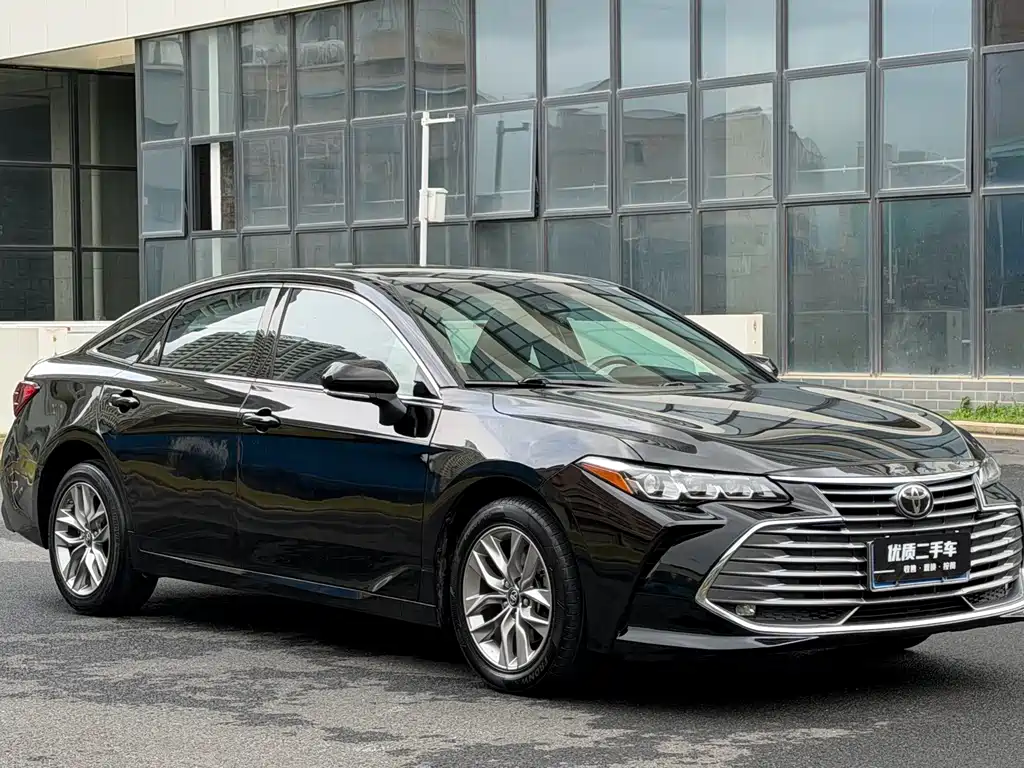 Avalon 2.0 L Luxury CN-VI