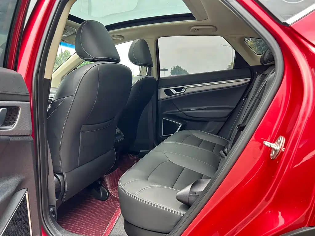 Emgrand GS Leading Trend 1.4 T Auto Leading Style Connected