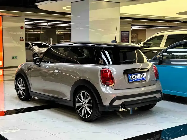 MINI Facelift 1.5 T COOPER Artist