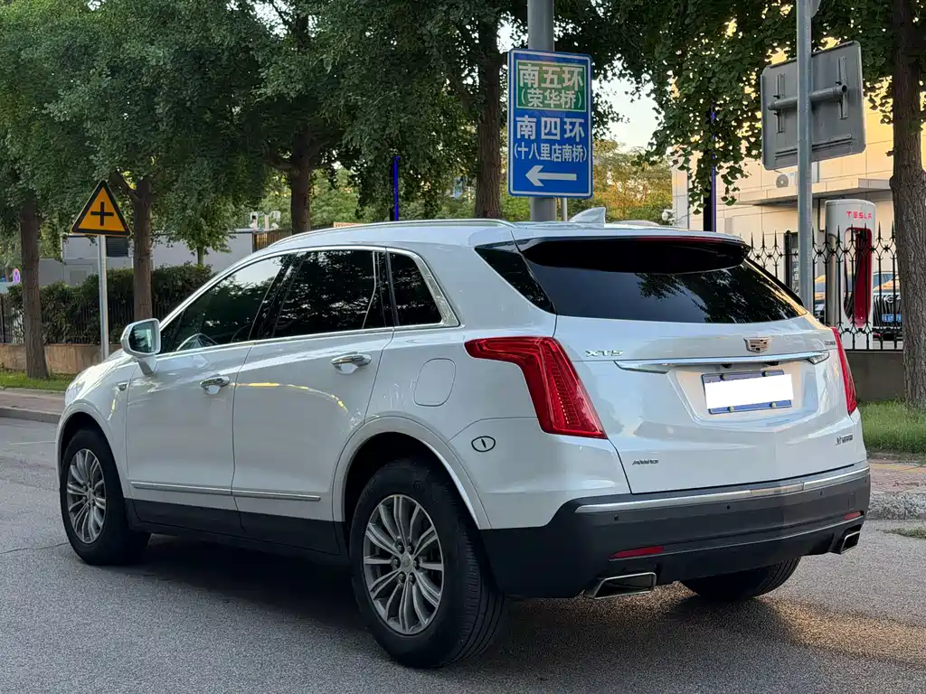 Cadillac XT5 28 T 4 WD Luxury