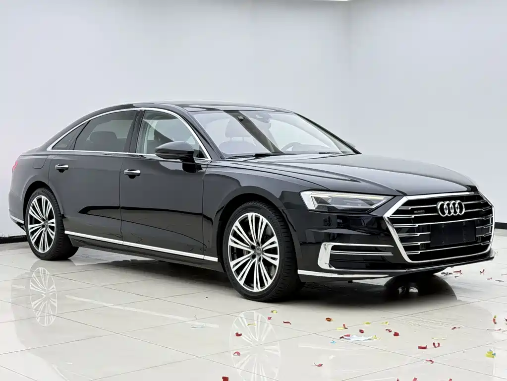 Audi A8 A8 L 55 TFSI quattro Launch Elite