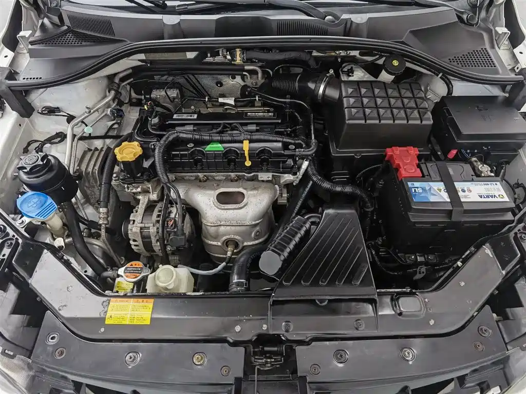 Roewe 350 荣威350 2015款 1.5 L 手动豪华天窗版