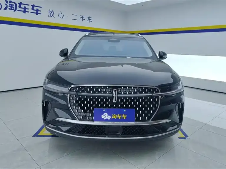 Lincoln Nautilus 2.0 T 4 WD Premium