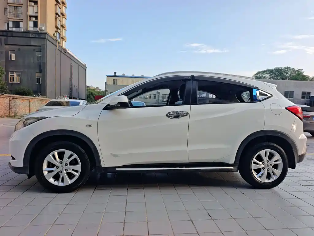 Vezel 1.5 L CVT 2 WD Comfort