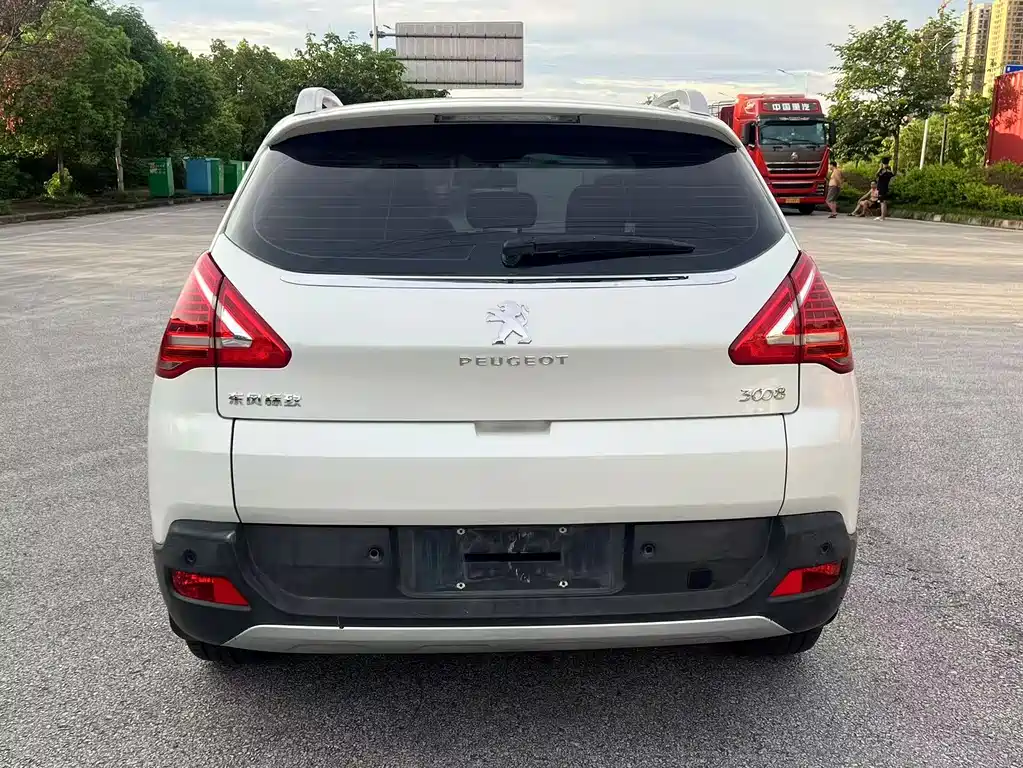 Peugeot 3008 2.0 L Auto Trendy