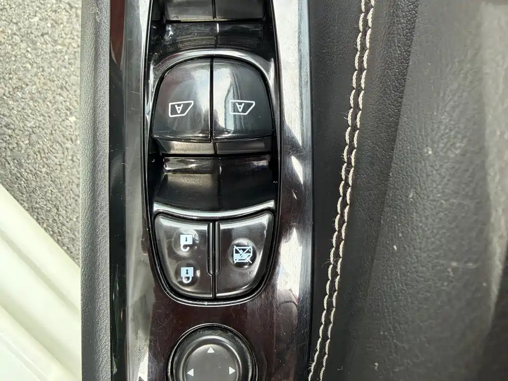 Teana 2.0 L XL Comfort