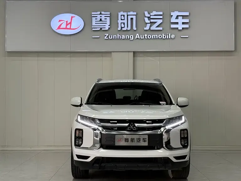 Mitsubishi ASX 2.0 L CVT Smart Leading