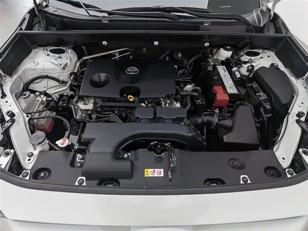 RAV4 2.0 L CVT 2 WD Urban