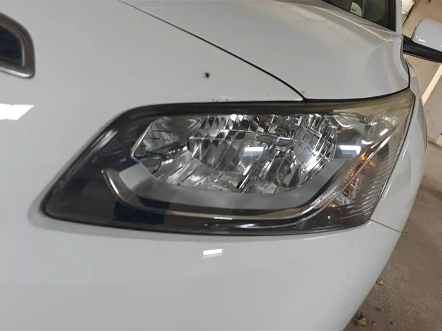 Cruze 1.5 L Classic SL MT