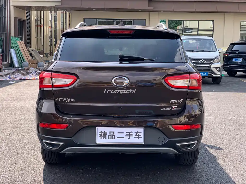 GAC Trumpchi GS4 235 T G-DCT Luxury