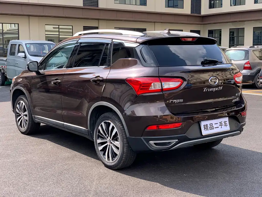 GAC Trumpchi GS4 235 T G-DCT Luxury