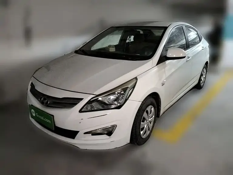 Hyundai Accent 1.4 L Manual Intelligent GLS