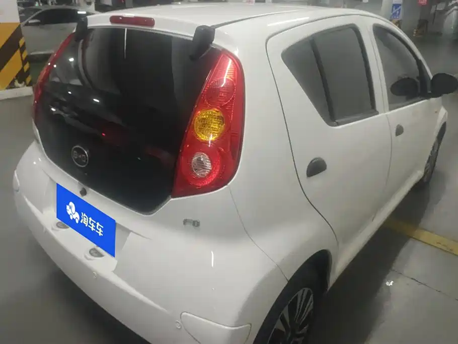 BYD F0 1.0 L Joy Cool