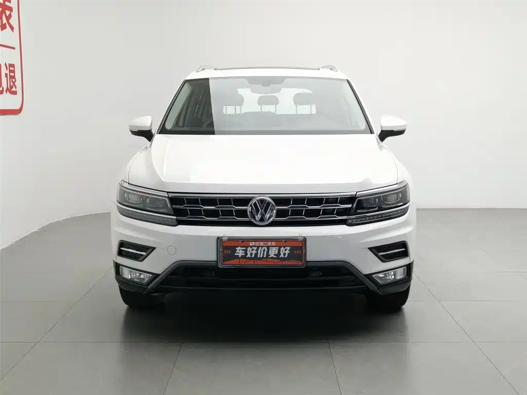 Tiguan L 380 TSI Auto 4 WD Luxury