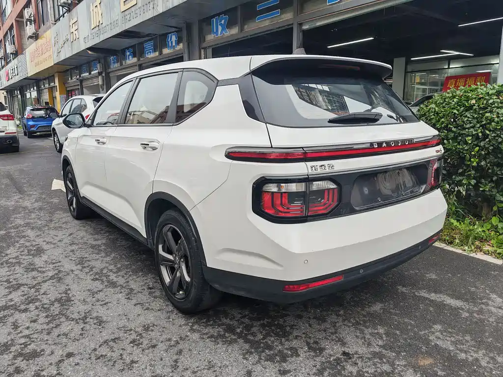 Baojun RM-5 宝骏RM-5 2019款 1.5 L 手动24小时在线精英型 6座