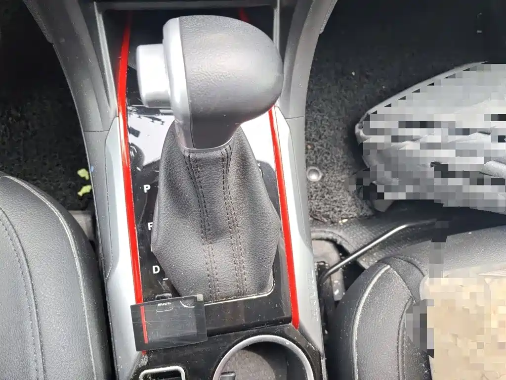 Haval H2 哈弗H2 2017款 蓝标 1.5 T 自动两驱尊贵型