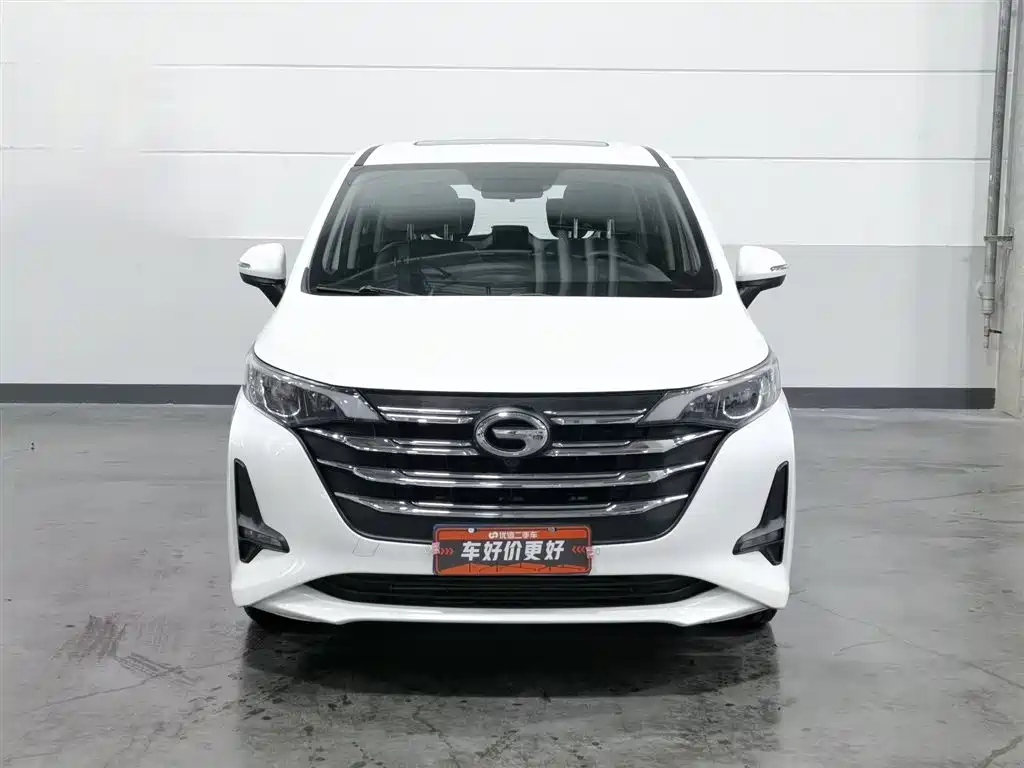 GAC Trumpchi M6 270 T DCT Luxury (7-seat)