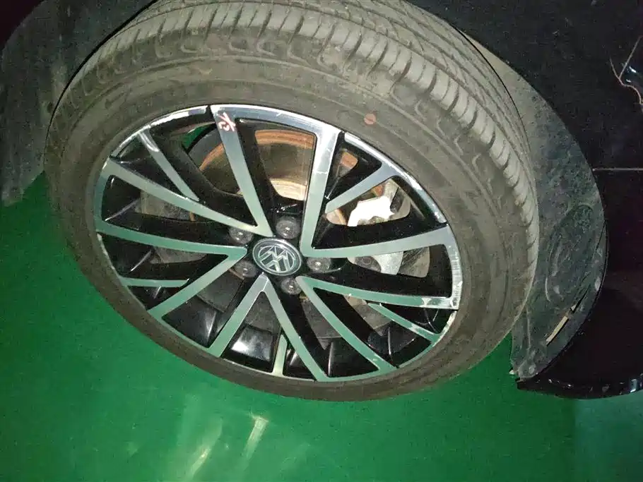 Lavida 280 TSI DSG Luxury CN-VI
