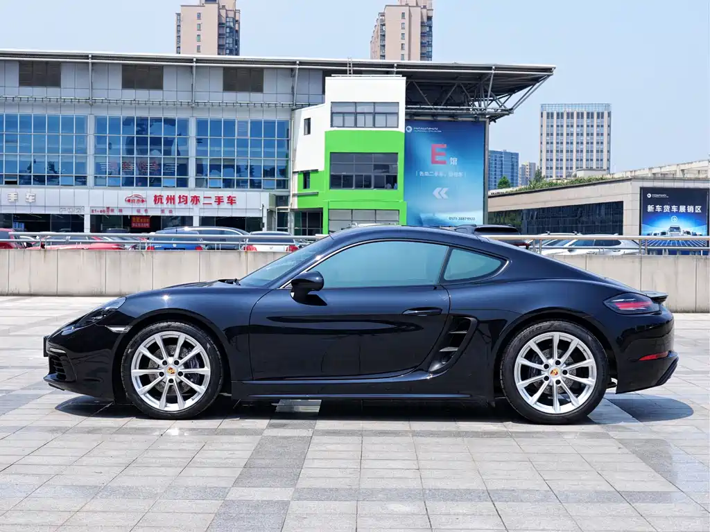 Porsche 718 Cayman 2.0 T