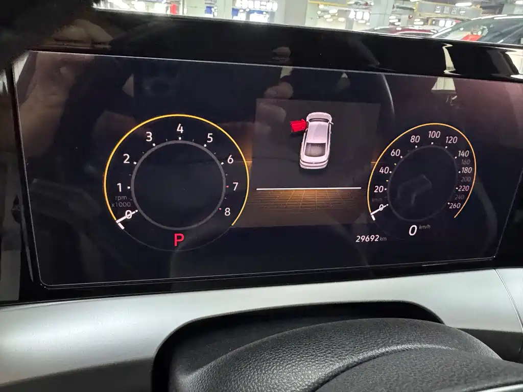 Lamando Lamando L 280 TSI DSG Dazzle Hot