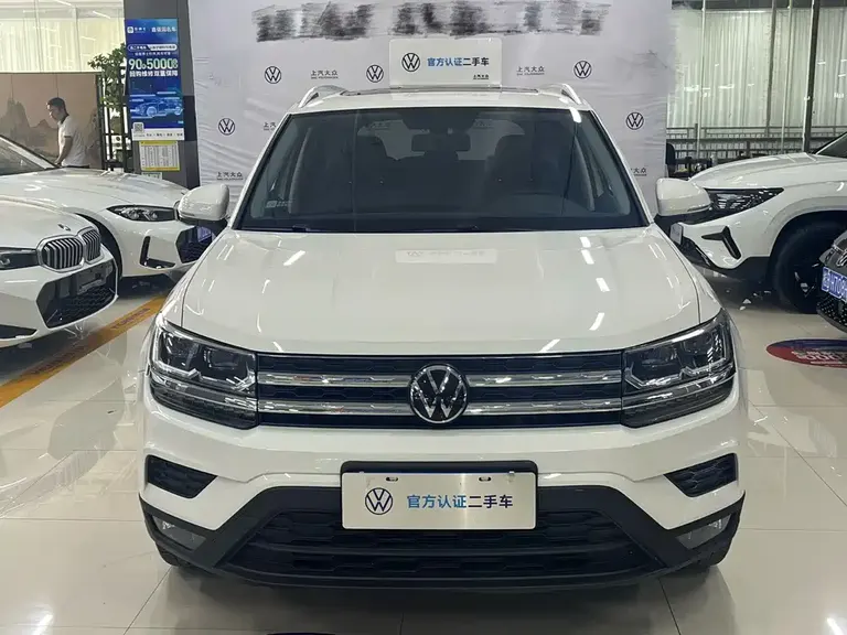 Volkswagen Tharu 280 TSI 2 WD Luxury