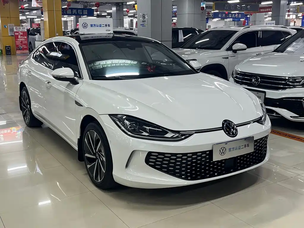 Lamando Lamando L 280 TSI DSG Super Hot Flagship