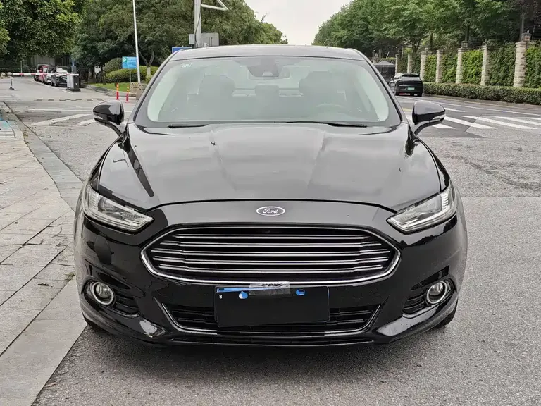 Ford Mondeo 2.0 L GTDi200 Luxury